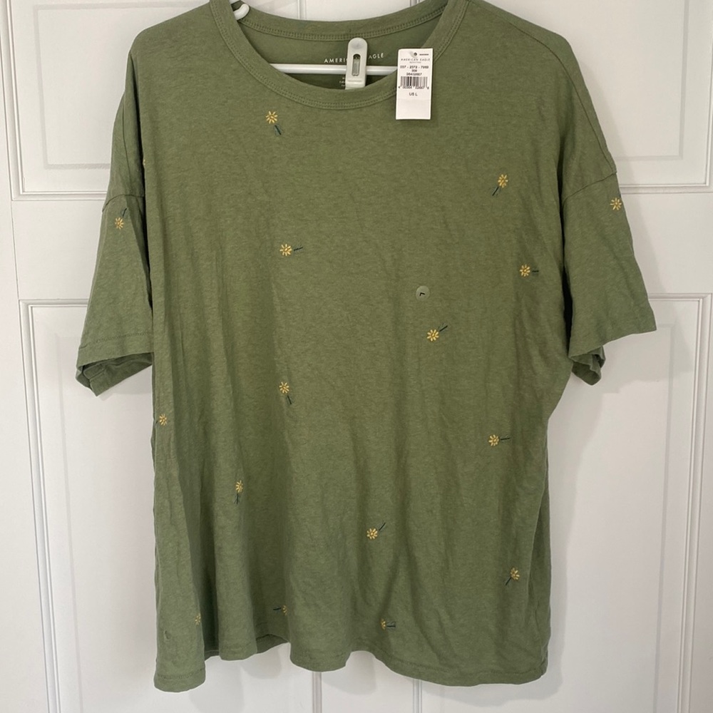 AE Flower Tee